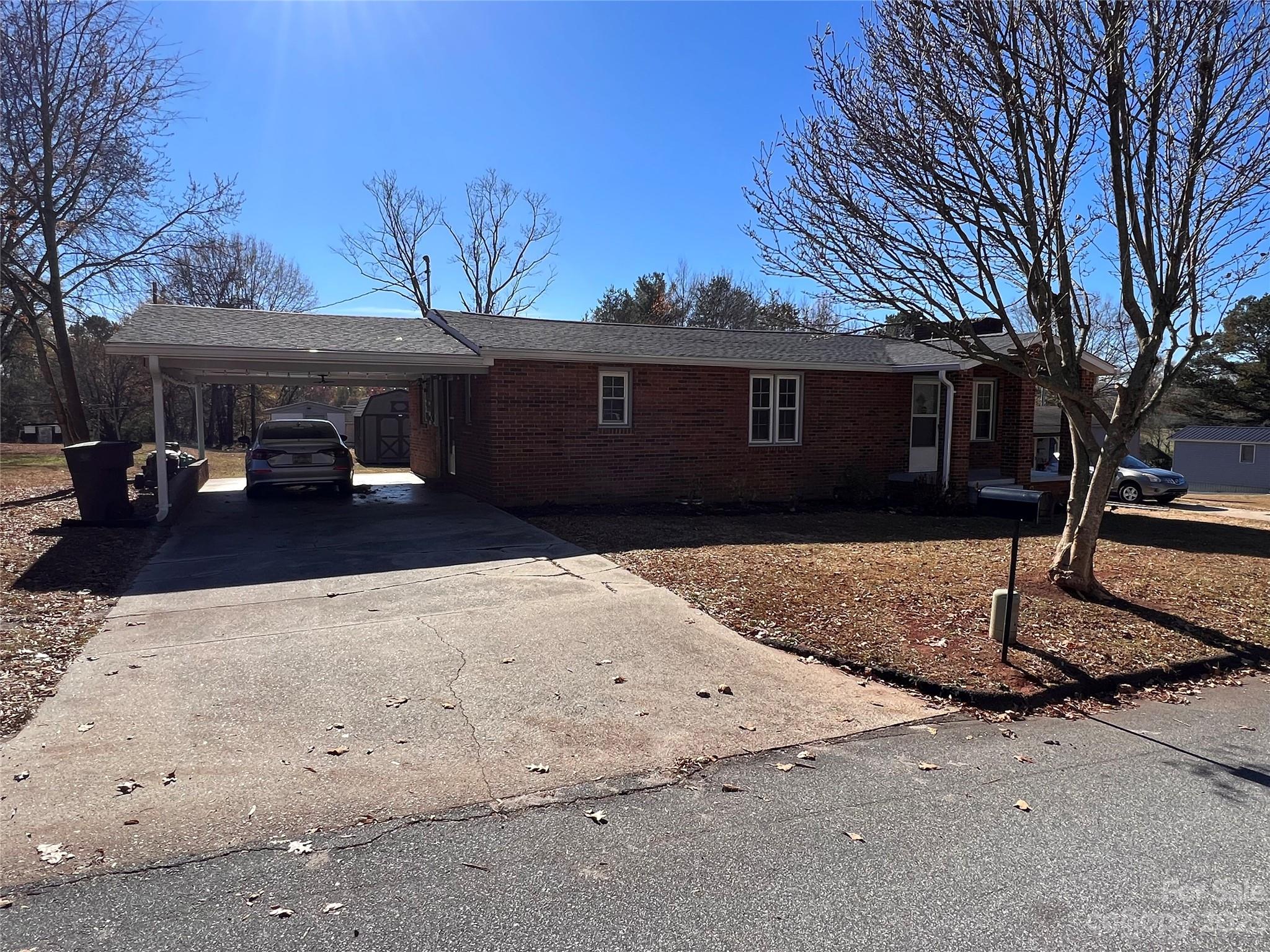 64 W Jay Drive
