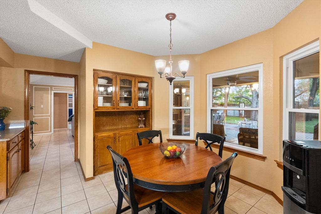 1504 Arrowhead Drive