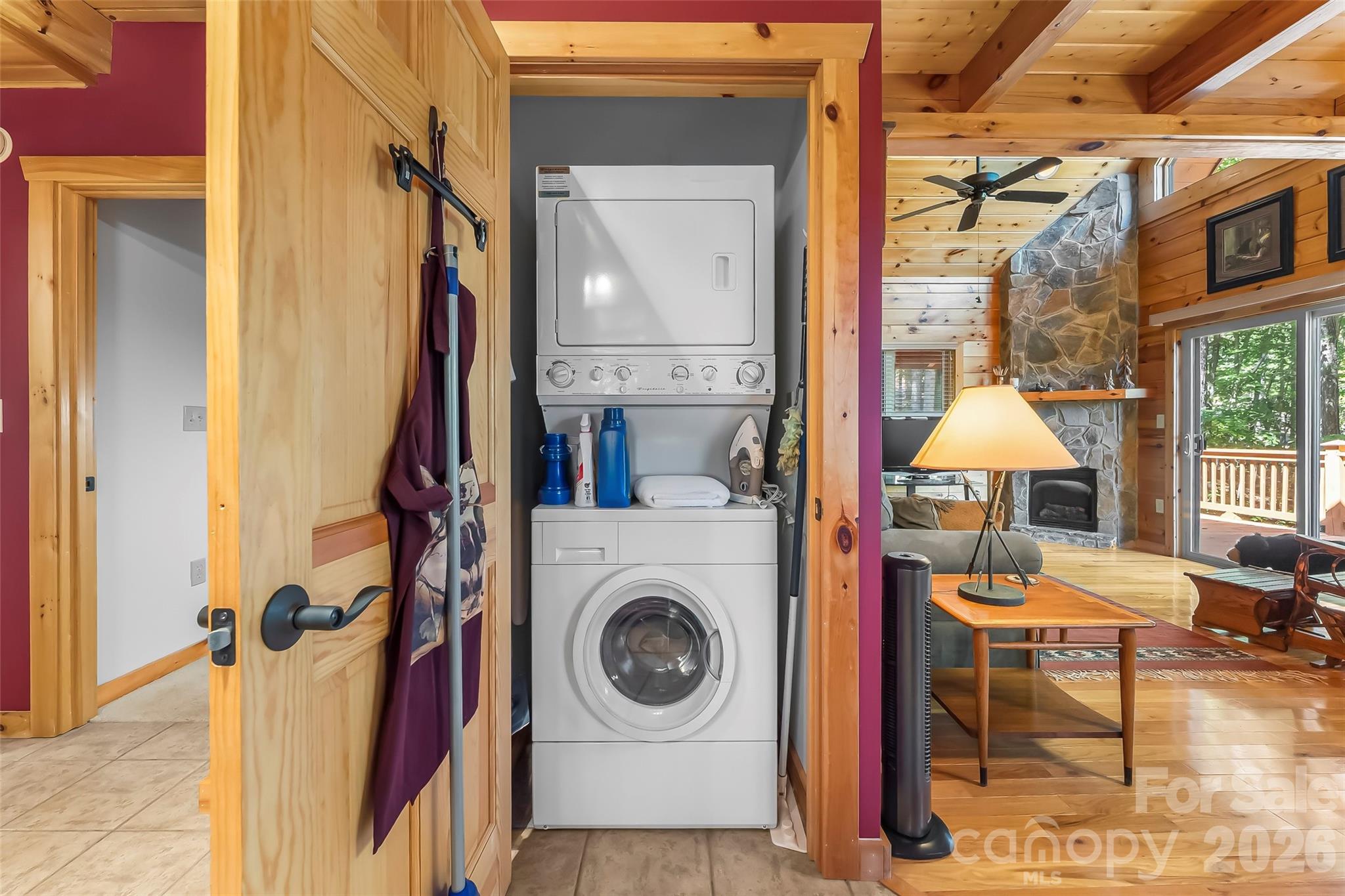 77 Dunn Trail