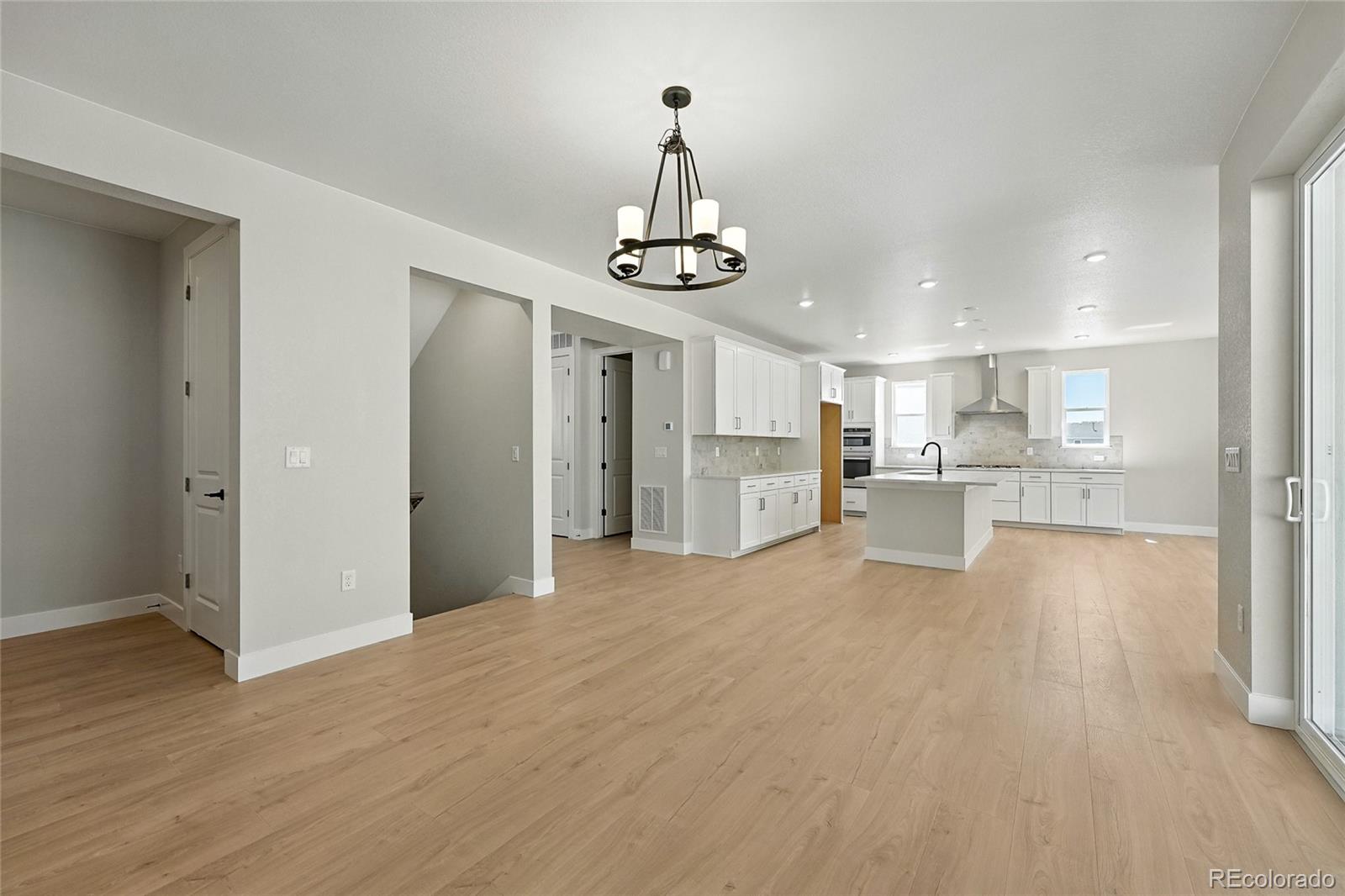 1672 Fox Trotter Point