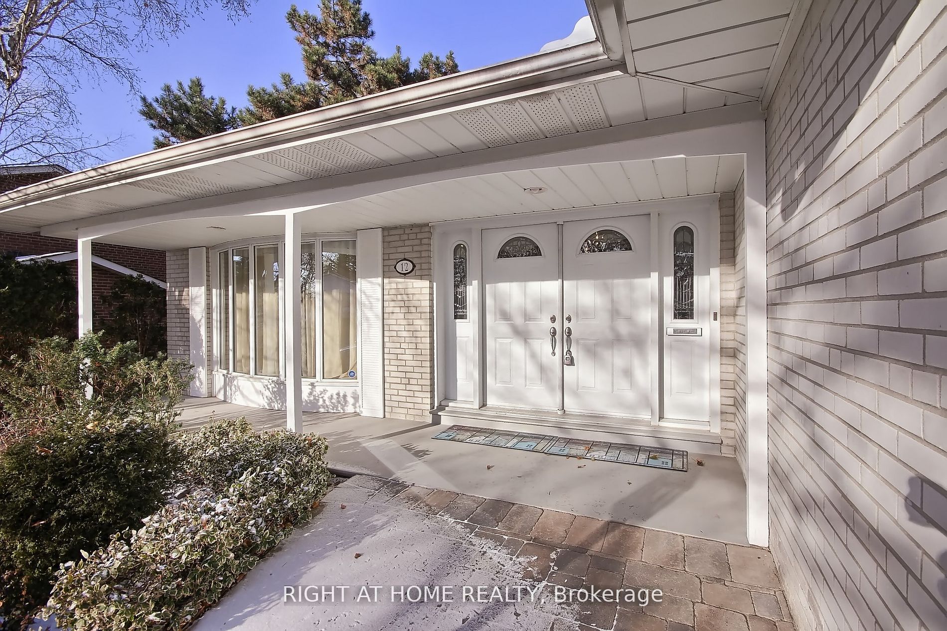 12 George Henry Blvd