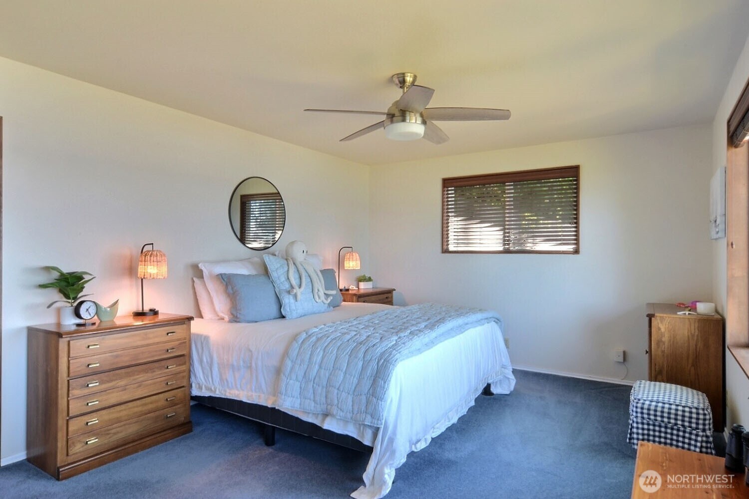 7504 Crescent Beach Road NW