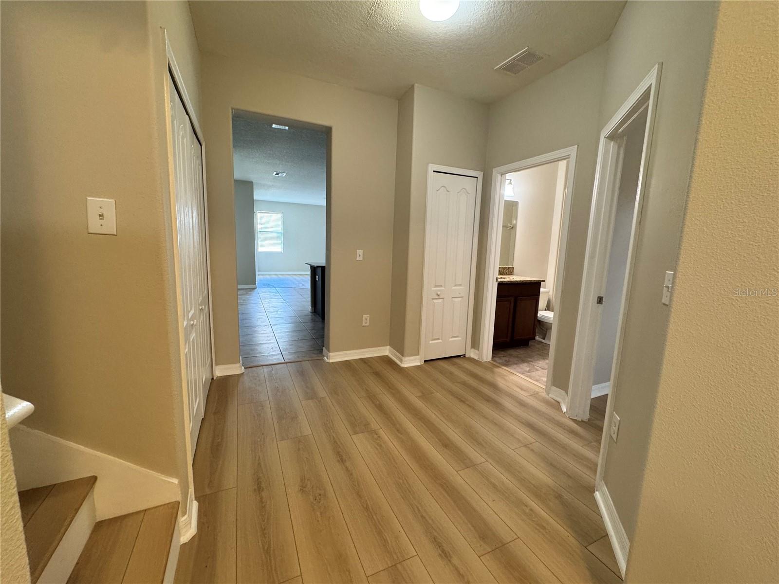 2711 Garden Falls Drive