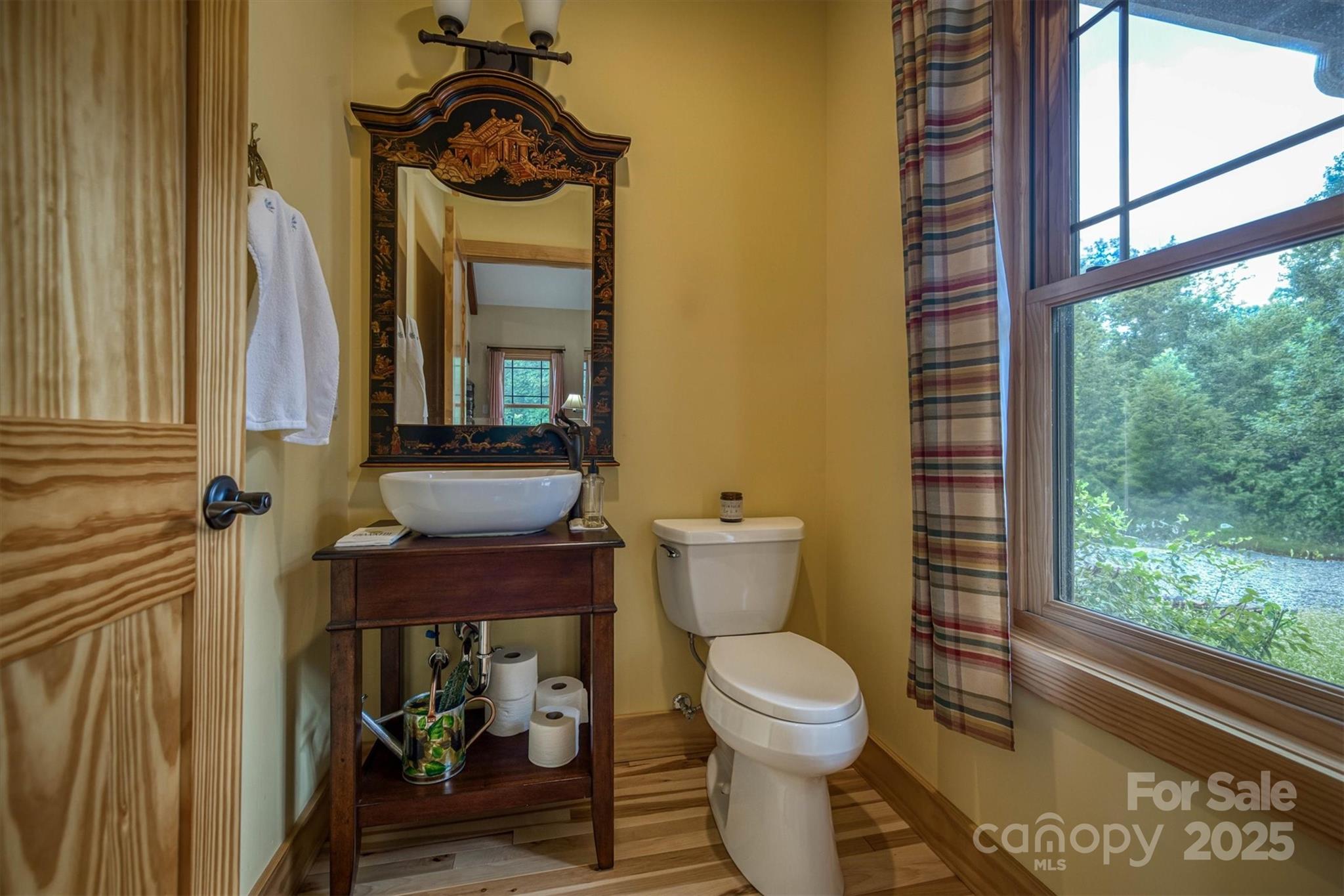 381 Scenic Overlook Drive