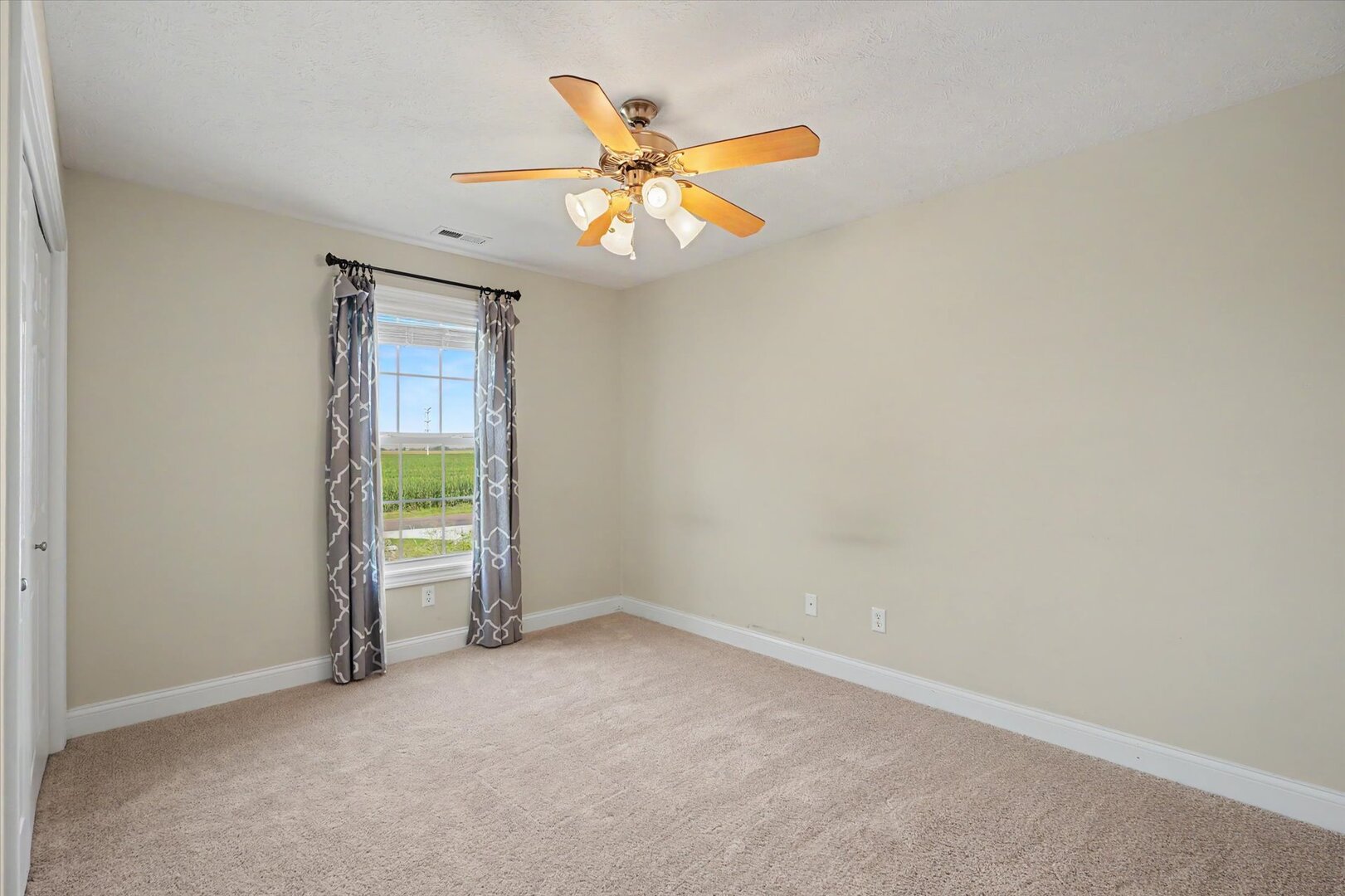 2101 Talans Drive