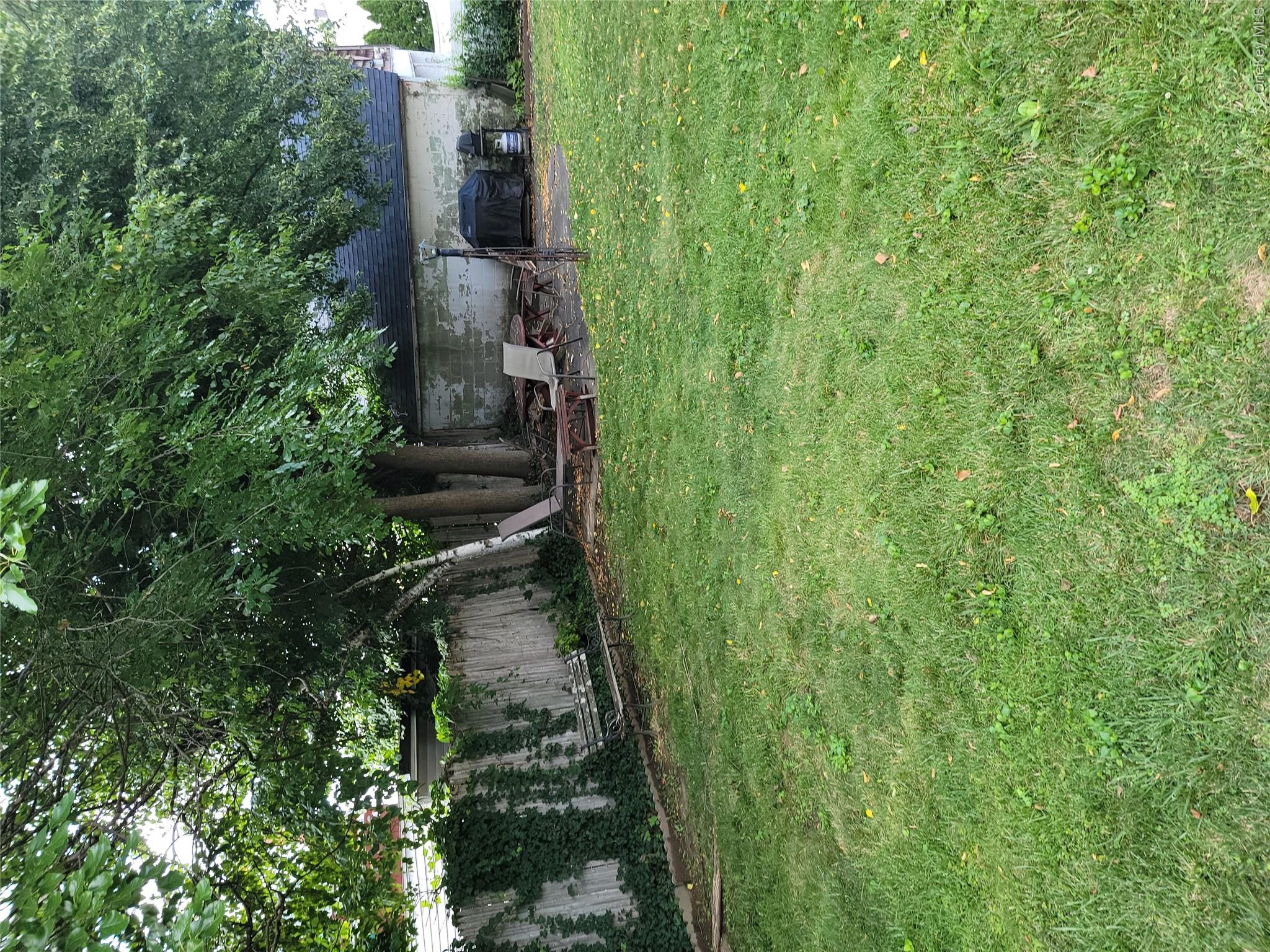 233 Stone Avenue