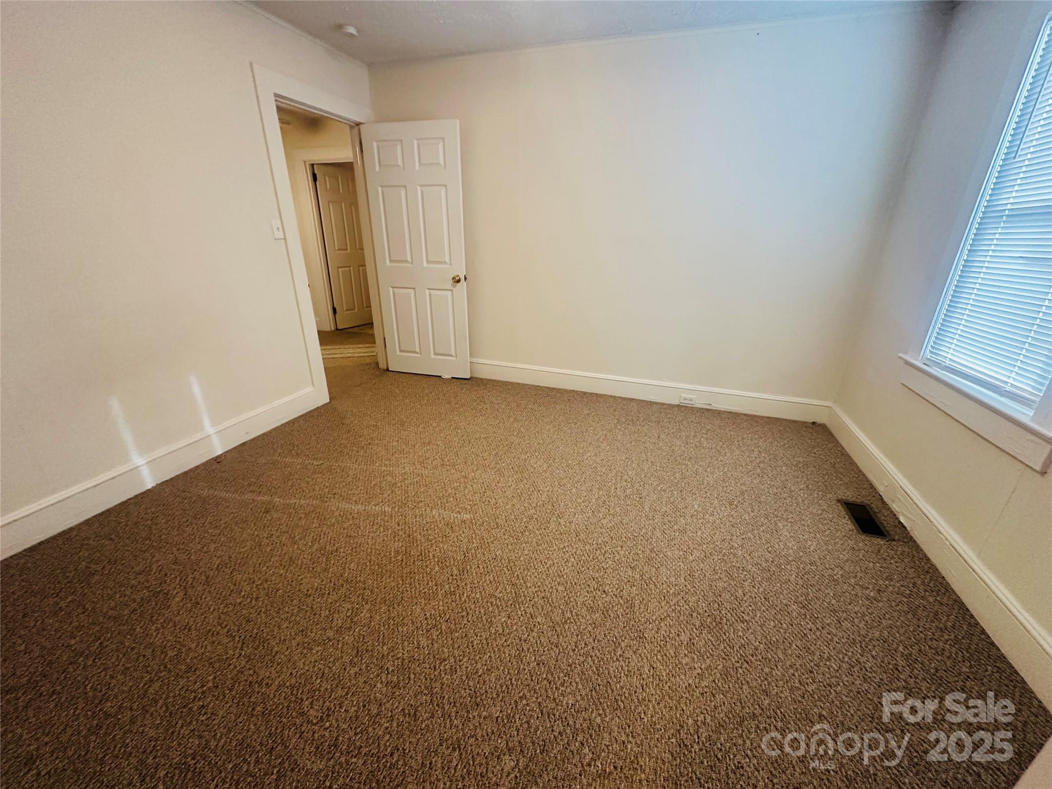1011 Old North Road NW