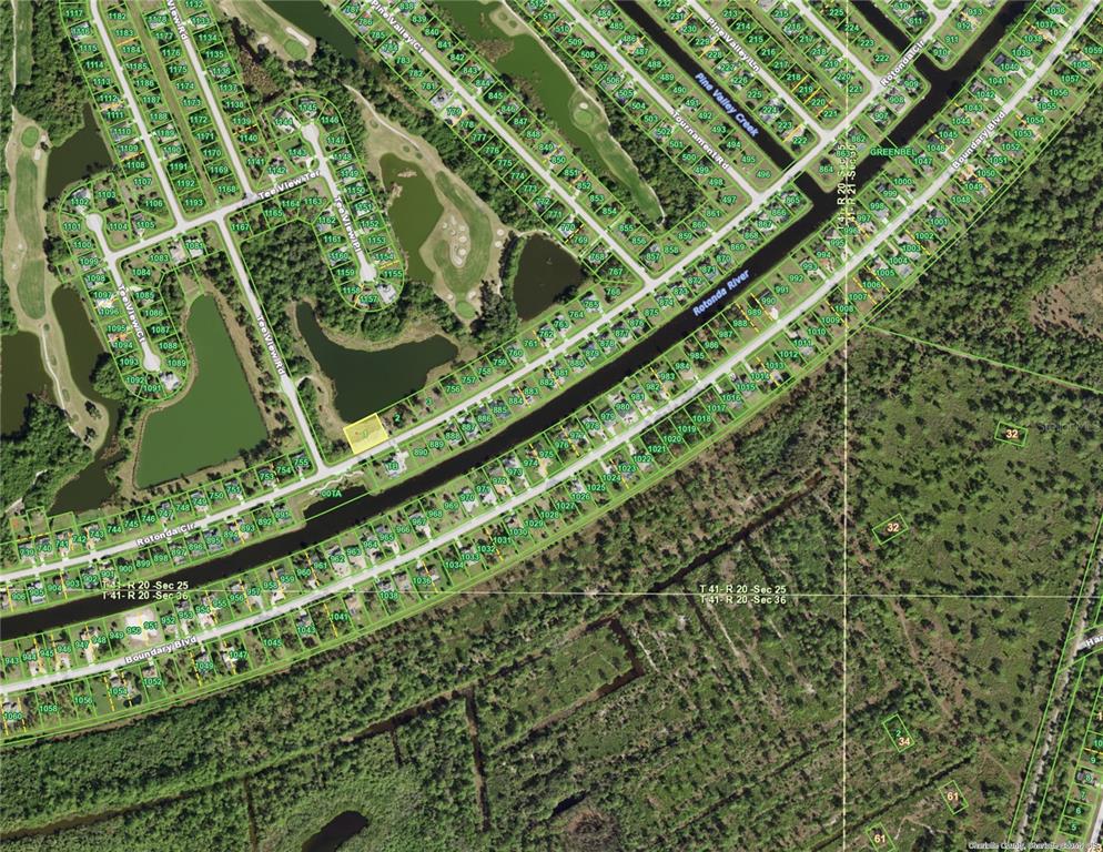 1108 / 1110 Rotonda Circle