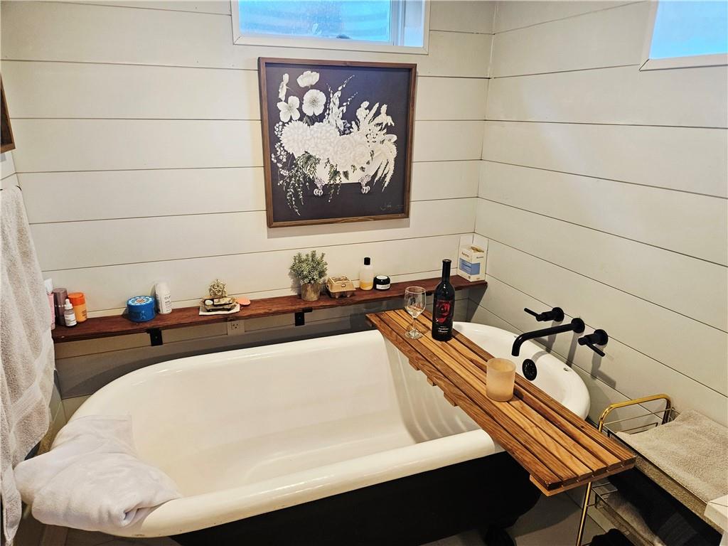 33253 Cedar Niles Road