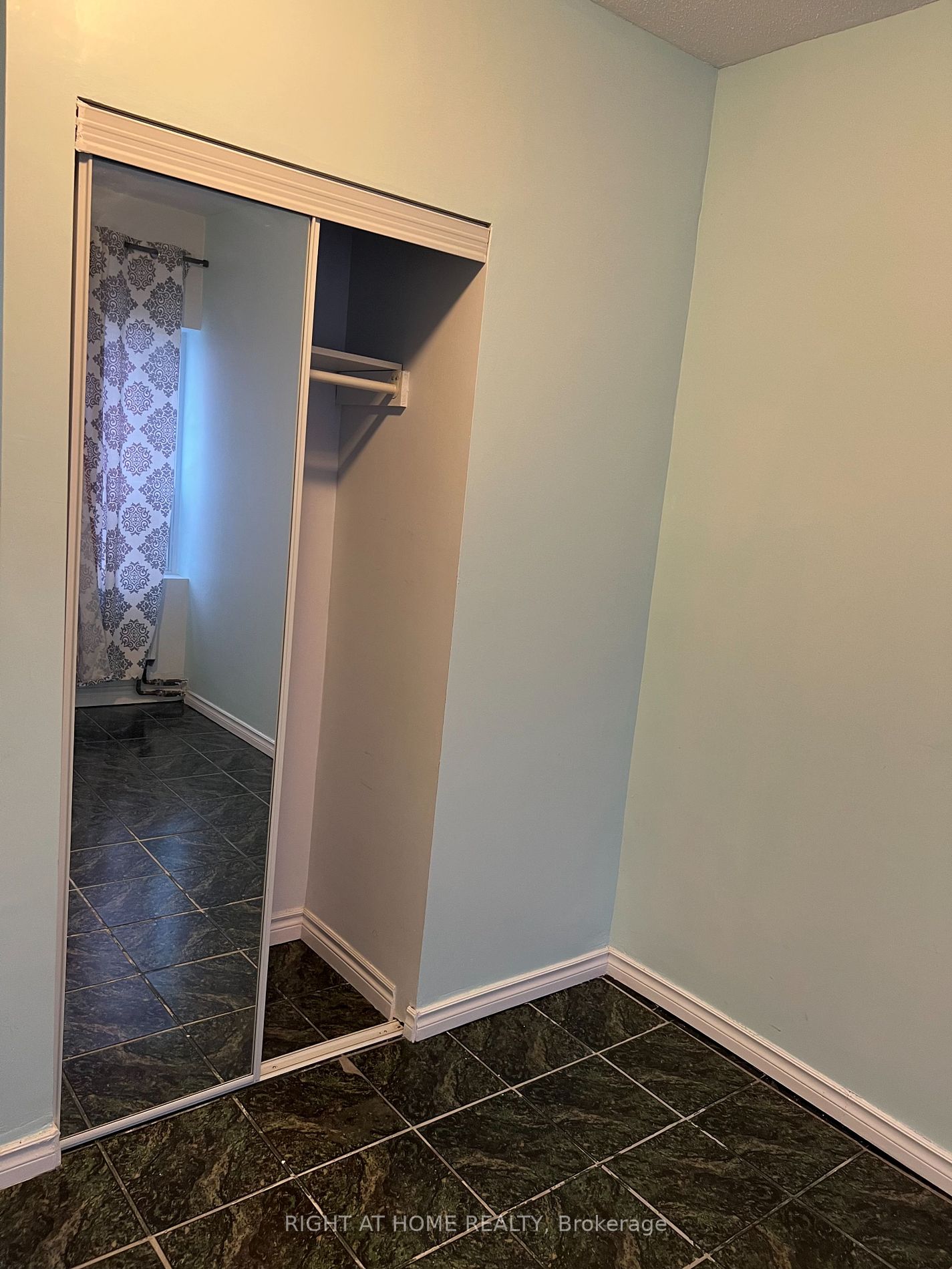 611 E Gerrard St Unit 1