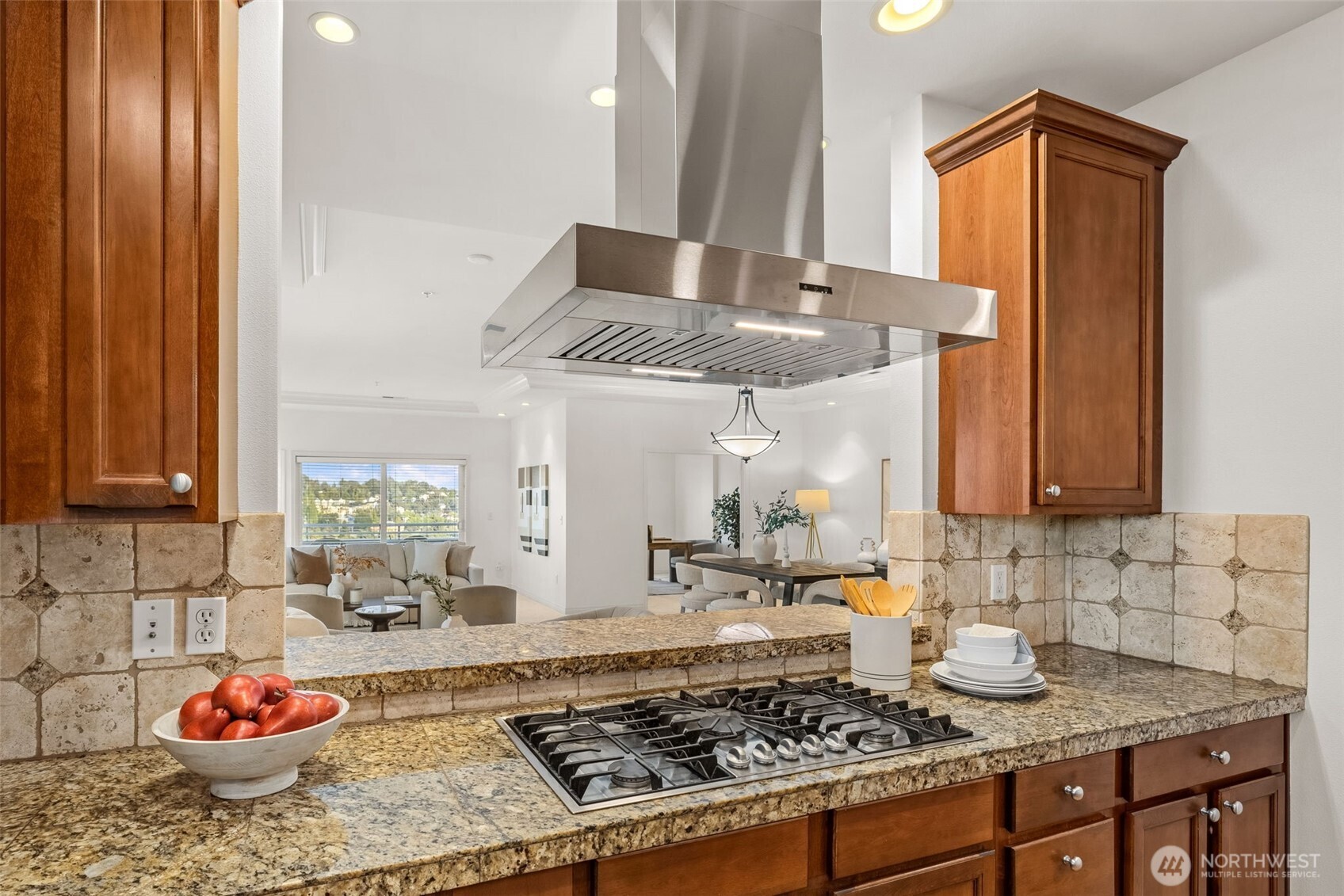 3112 SW Avalon Way 501