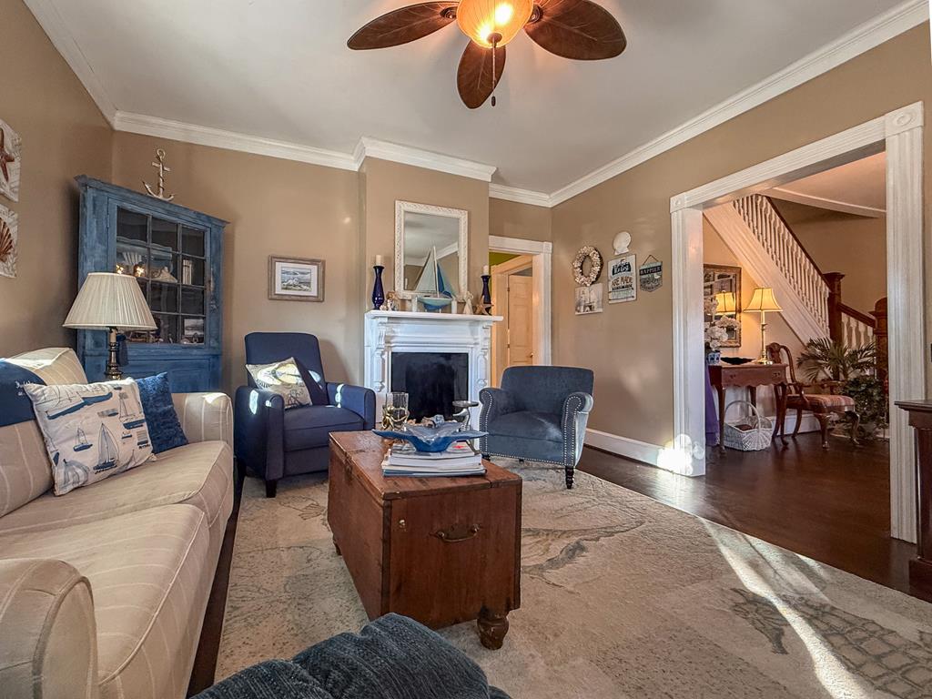 415 Randolph Ave 482
