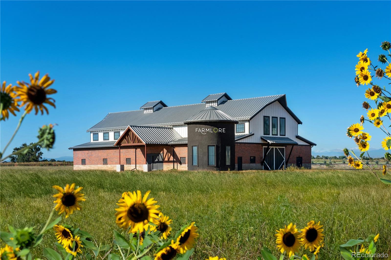 2110 Wagon Wheel Aly