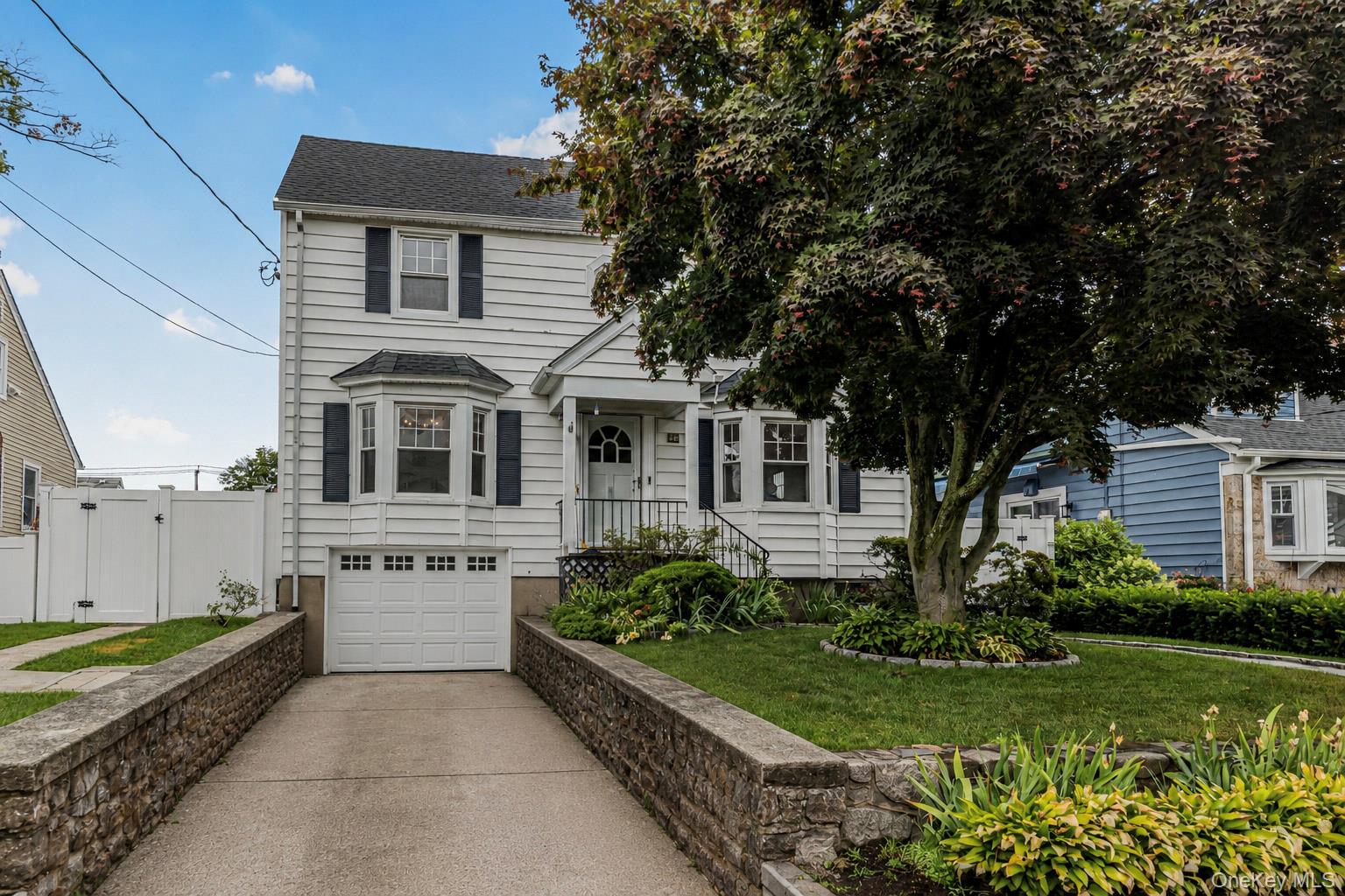 Well maintained and updated single family located in a quiet one way street in the heart of Lincoln park vicinity of Yonkers. This home boosts almost 2000 sq.ft of living space and a wrap around deck for relaxation, entertainment and parties. Main floor has Large living room with a fire place, a formal dining room, half bath and an extra large room that can be used as a bedroom/family room/entertainment area and a bedroom. Second floor has Large Master Bedroom with his and her closets, bedroom with a walk-in closet, updated large full bath with a shower and a jacuzzi tub. All Hardwood floors. freshly painted and polished floors. Walking distance to Empire casino, Bee line #20 Bus to #4 Subway train, Express bus to downtown Manhatten. Close to cross county mall, schools, restaurants,  parks and playgrounds.