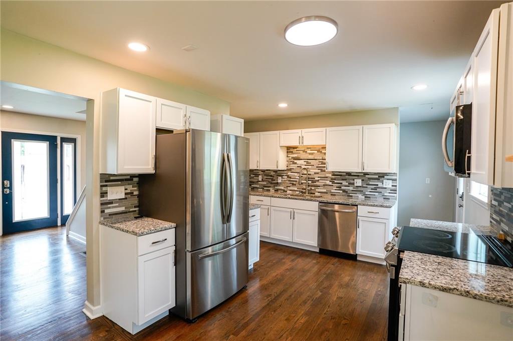 3229 N 37th Street
