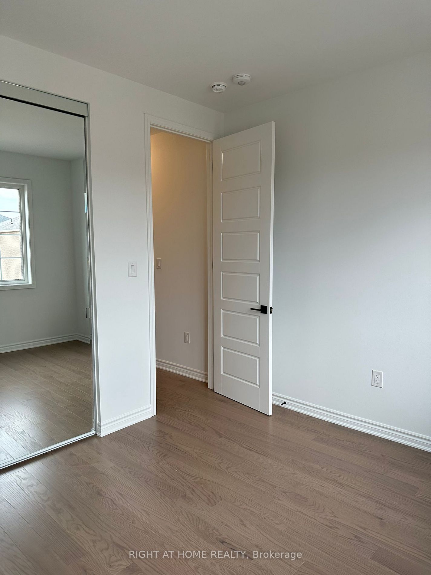 1270 Muskoka Hts