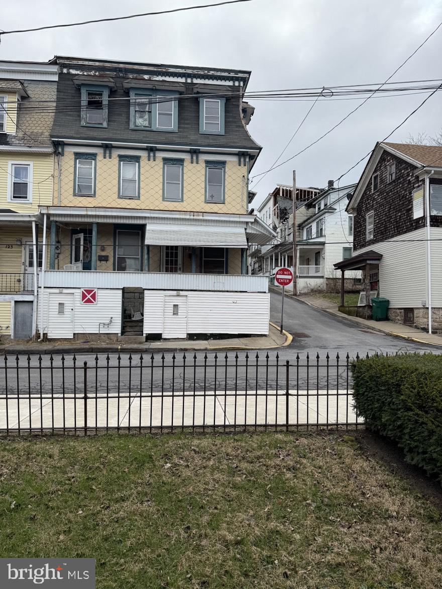 119 NGrant St  