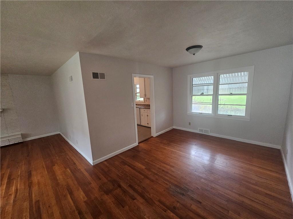 800 - 802 E 75th Terrace