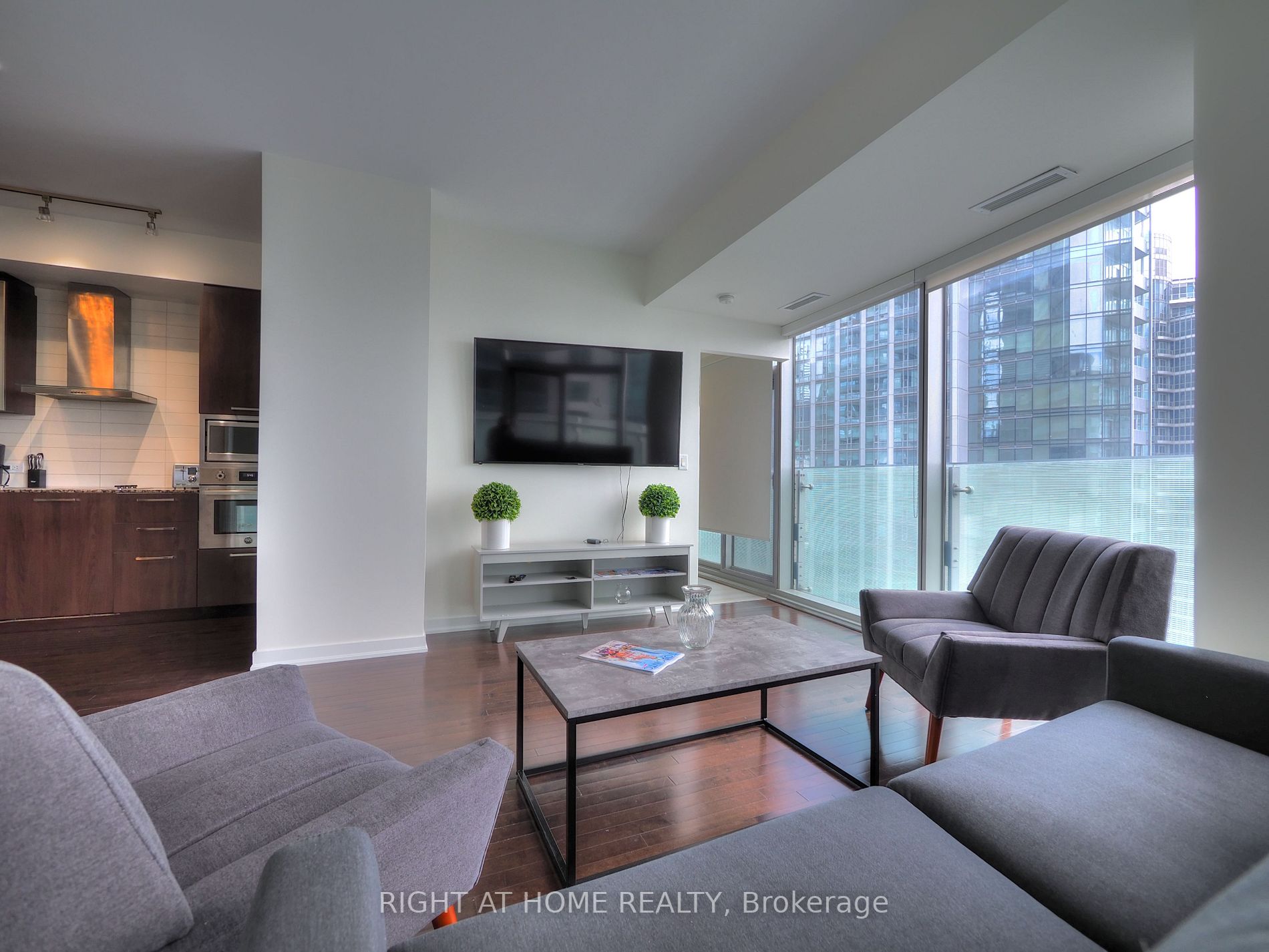 12 York St 2204