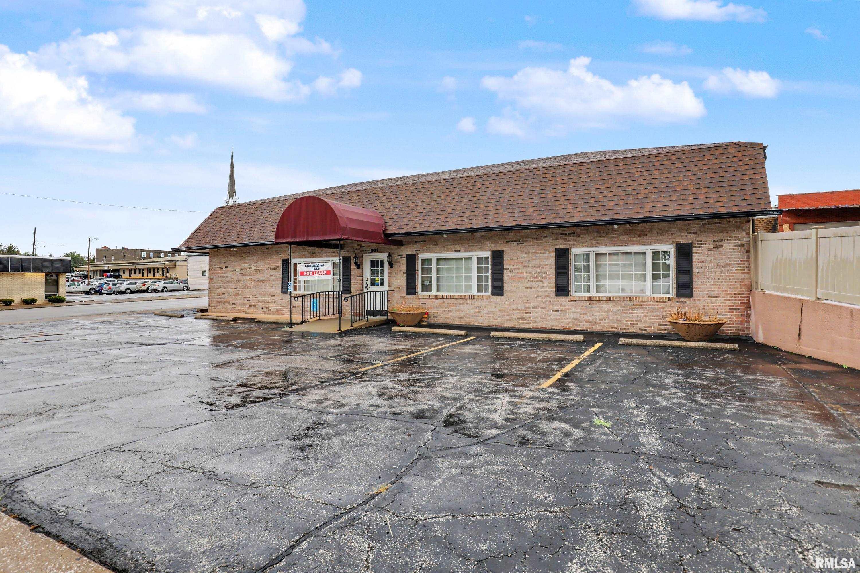The property lease is $18 per sq. ft.  Prime commercial office space available for lease at 801 S 8th Street! Convenient location with excellent visibility and easy access. This property offers a professional setting ideal for a variety of office, business, or professional uses. Flexible space with opportunities to accommodate your business needs. Call today to schedule a private showing and see the possibilities this location has to offer!