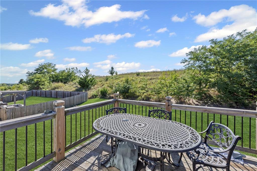 6720 N Cypress Avenue