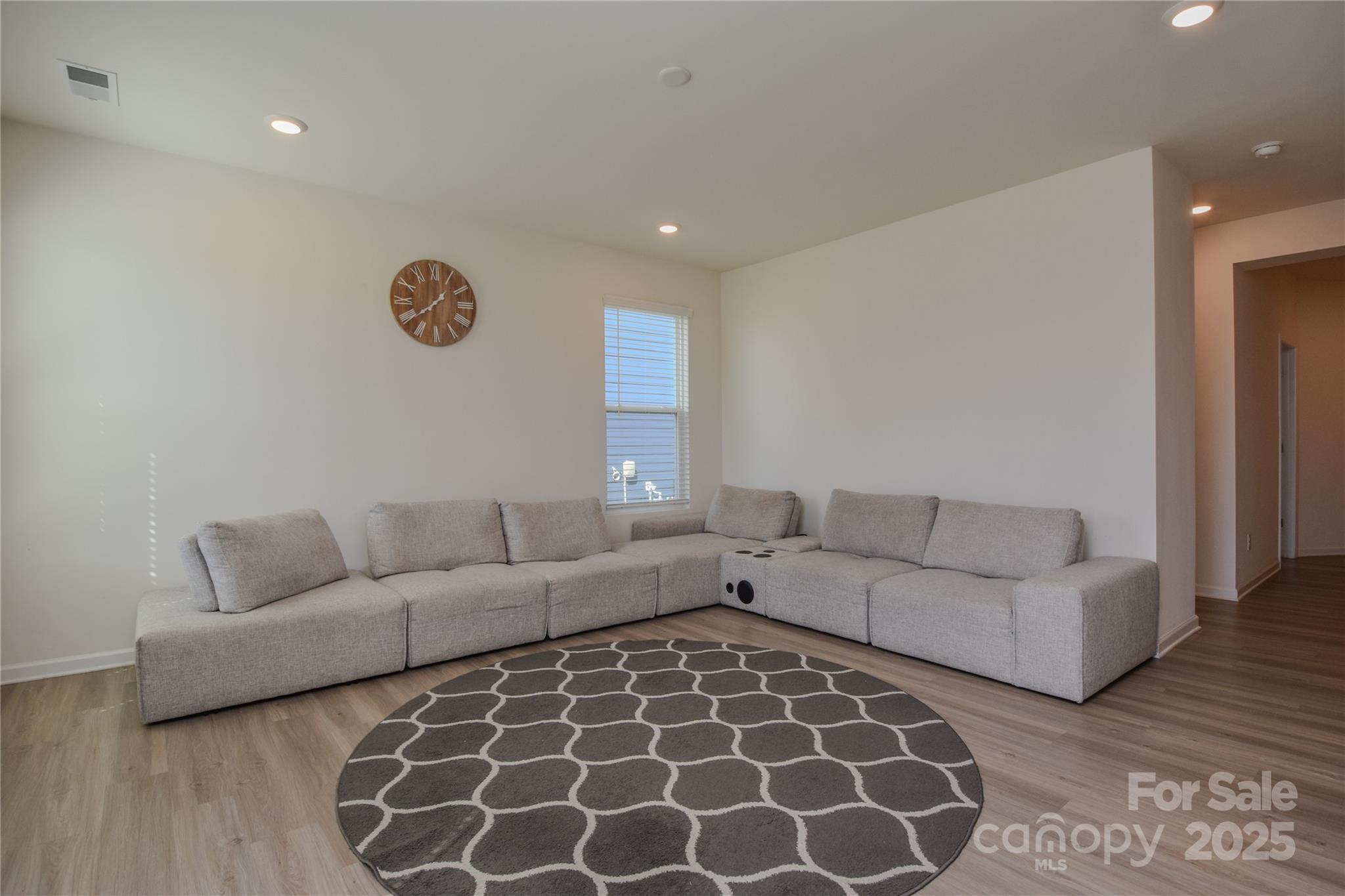 139 W Neel Ranch Road