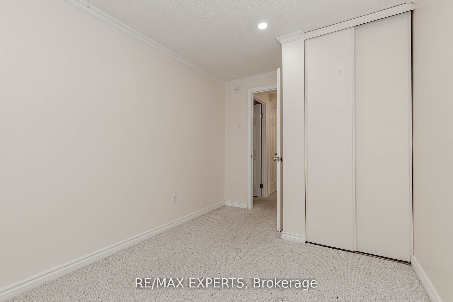 34 Bow Valley Dr 9