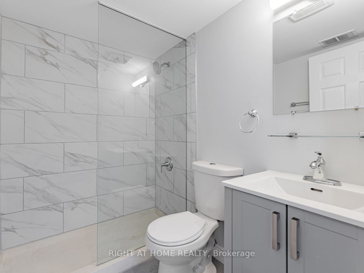 108 W Redpath Ave 26