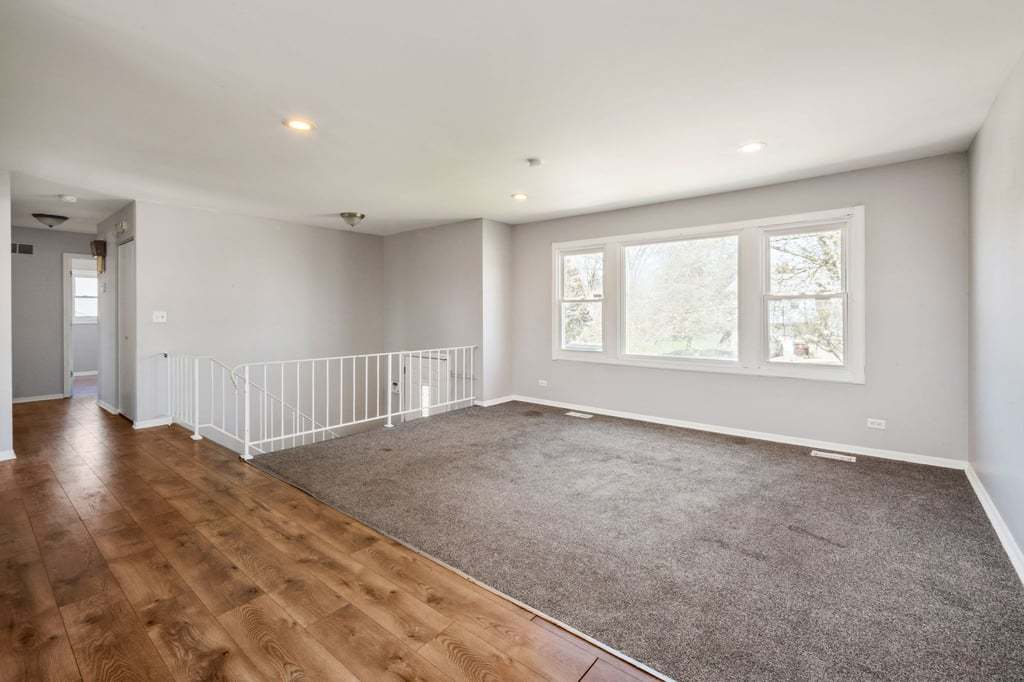 1121 Abbot Lane