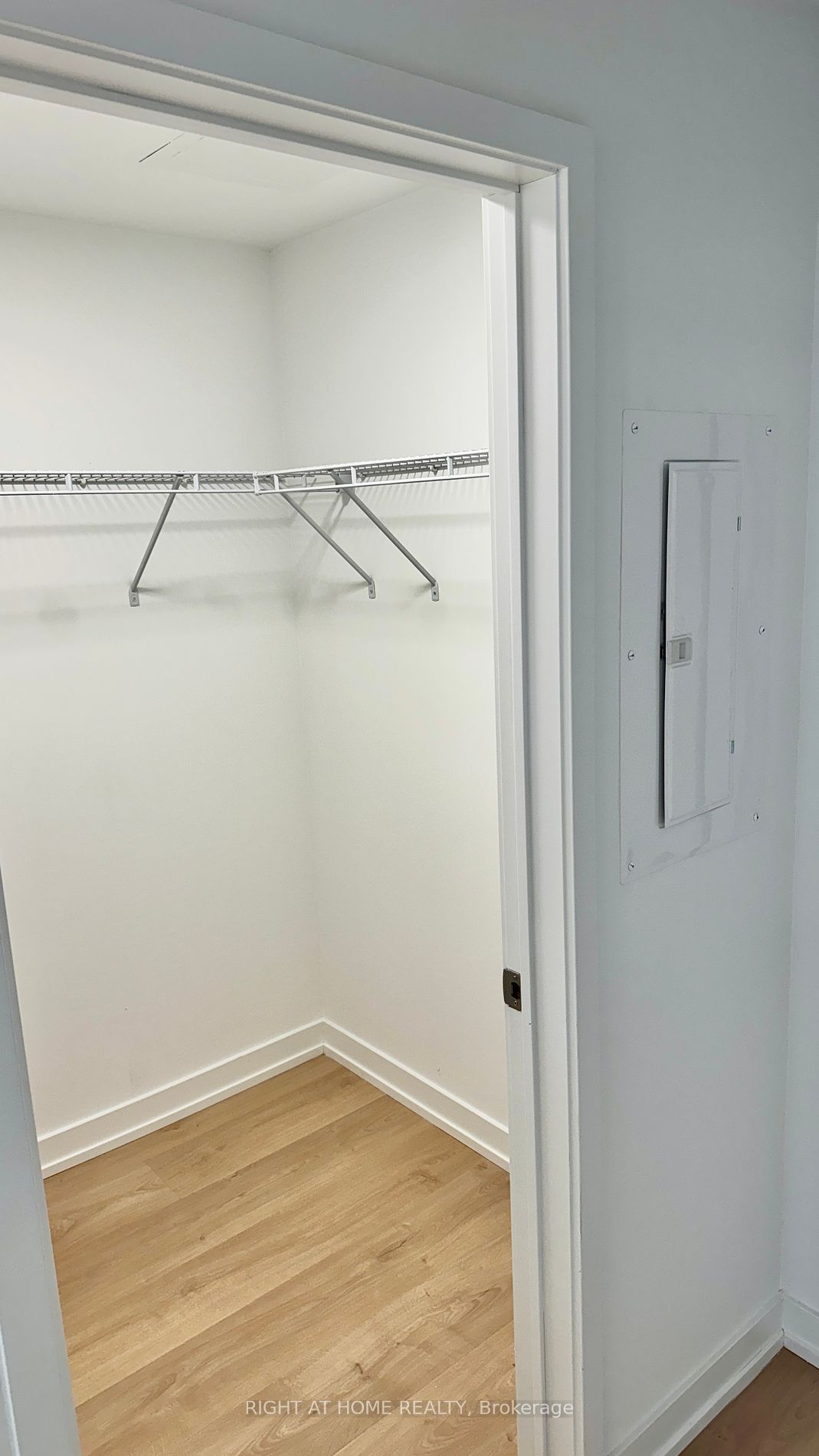 181 E Sheppard Ave 419