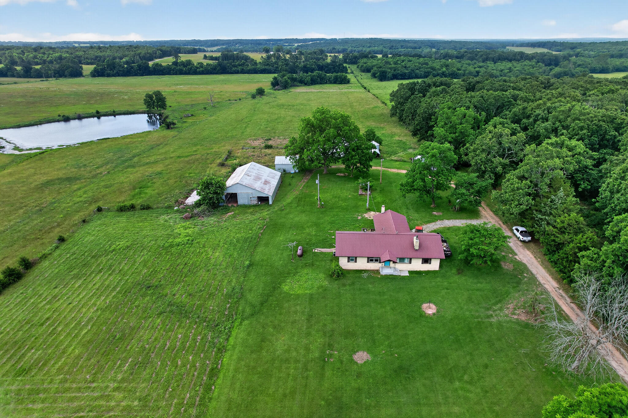 820 S Dallas County Line Road