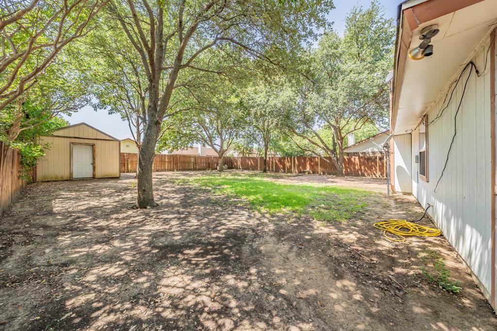 214 Kalmia Drive