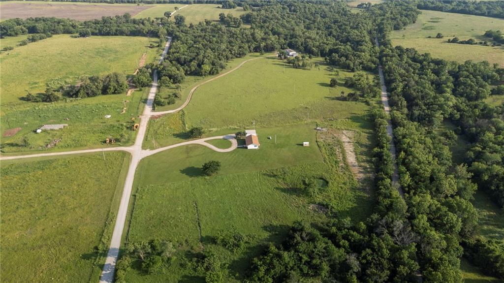 32241 NE Neosho Road