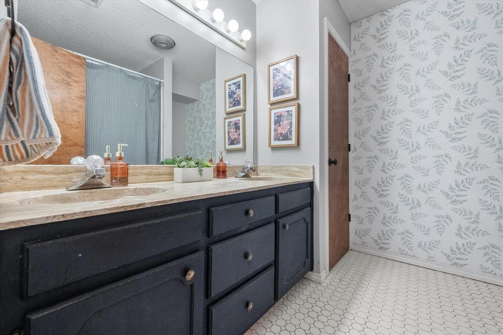 5903 Arbor Valley Drive