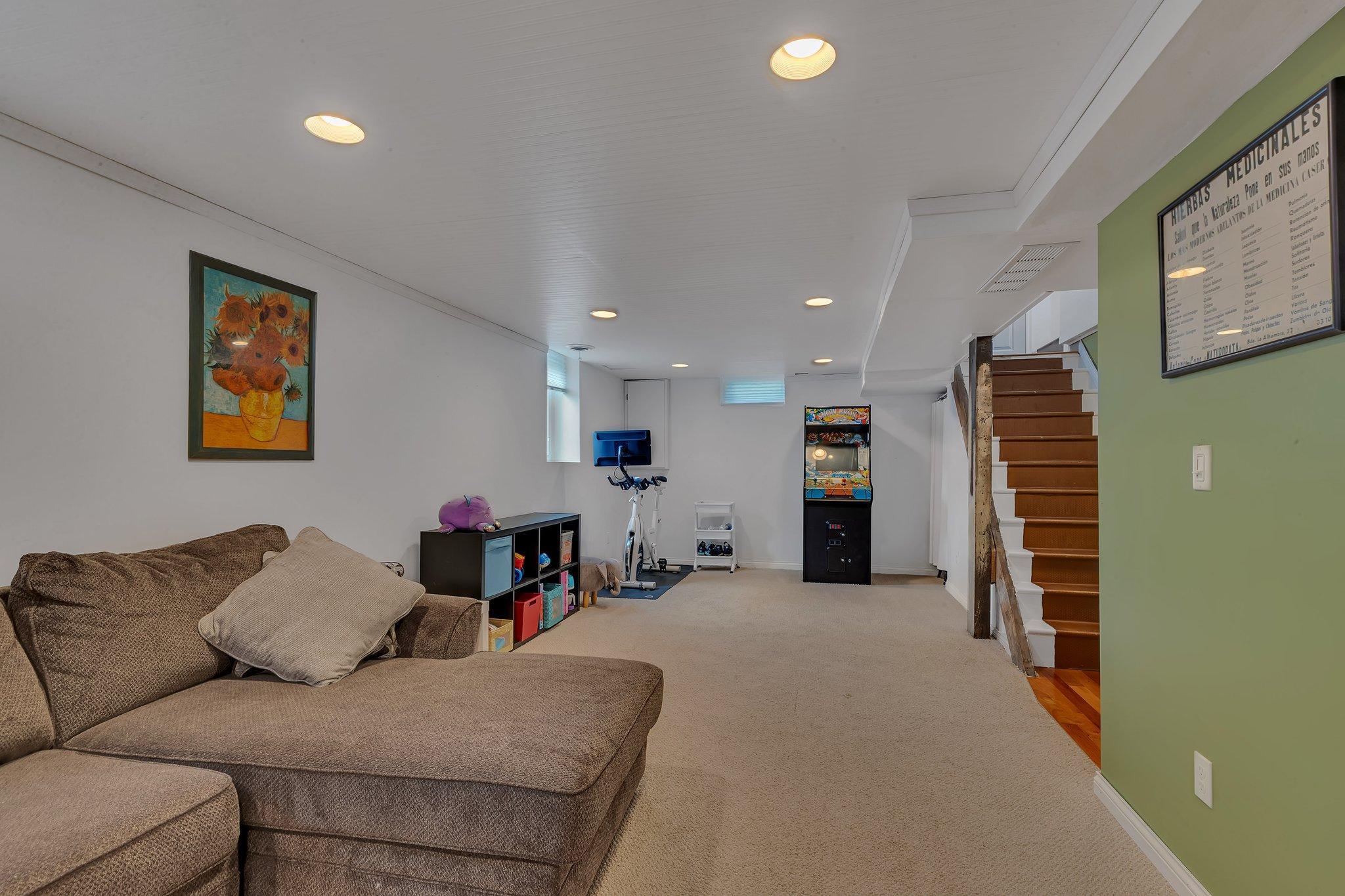 2827 Park Drive