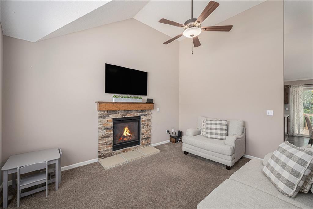 3608 NE 85th Terrace