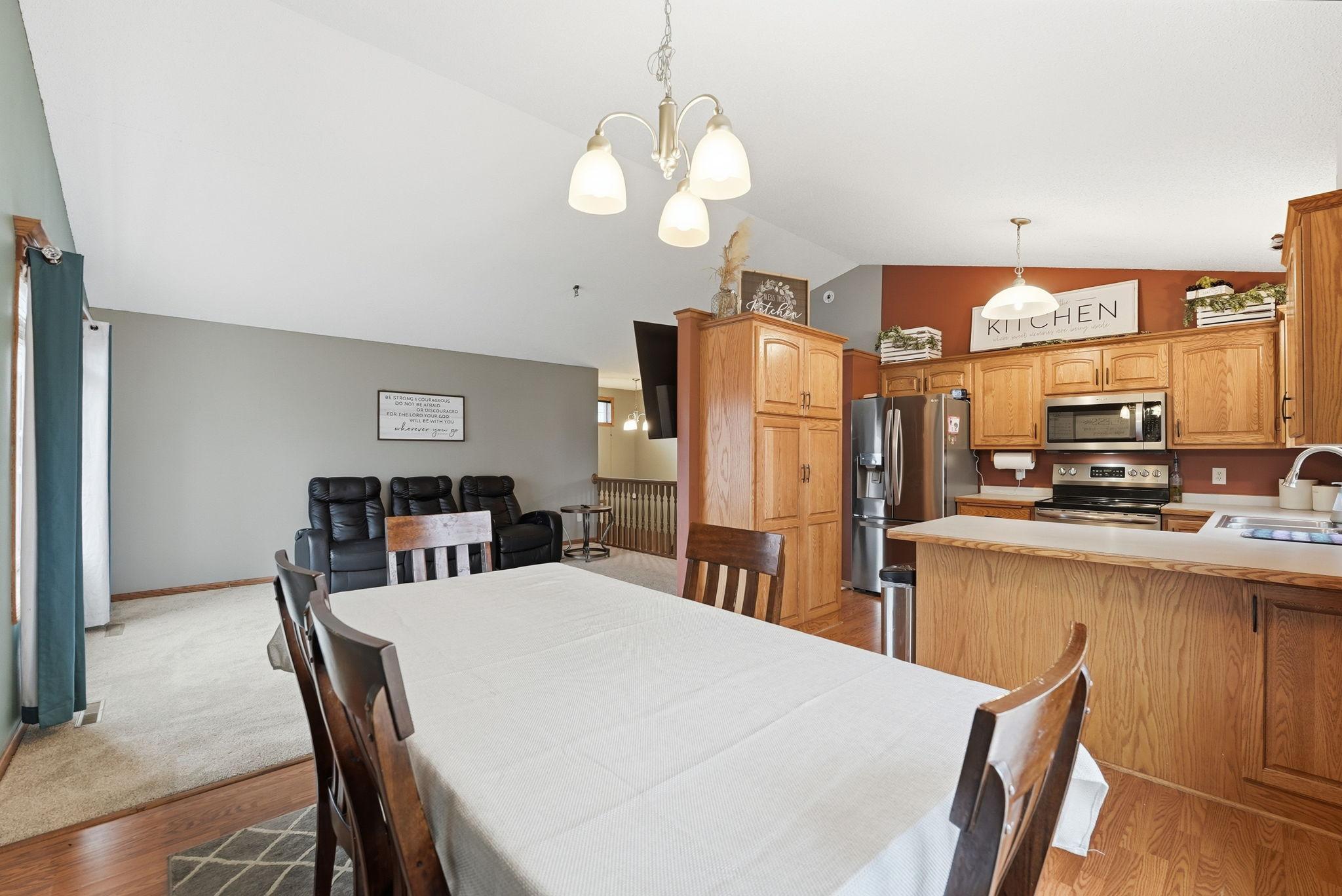 1208 Knickerbocker Court