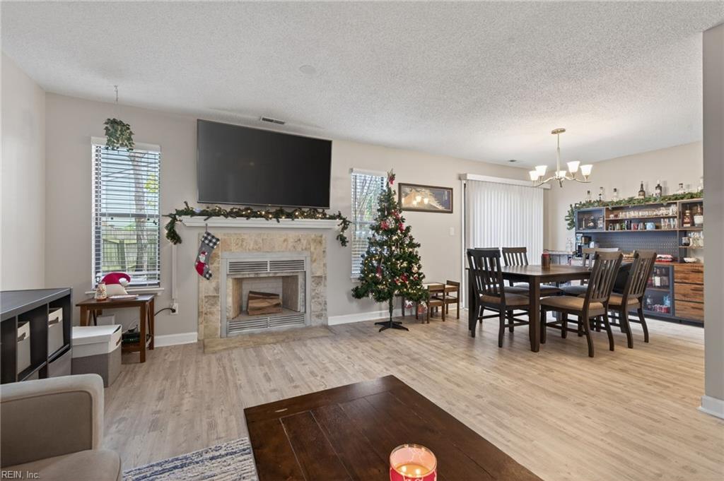 1512 Colonnade Drive