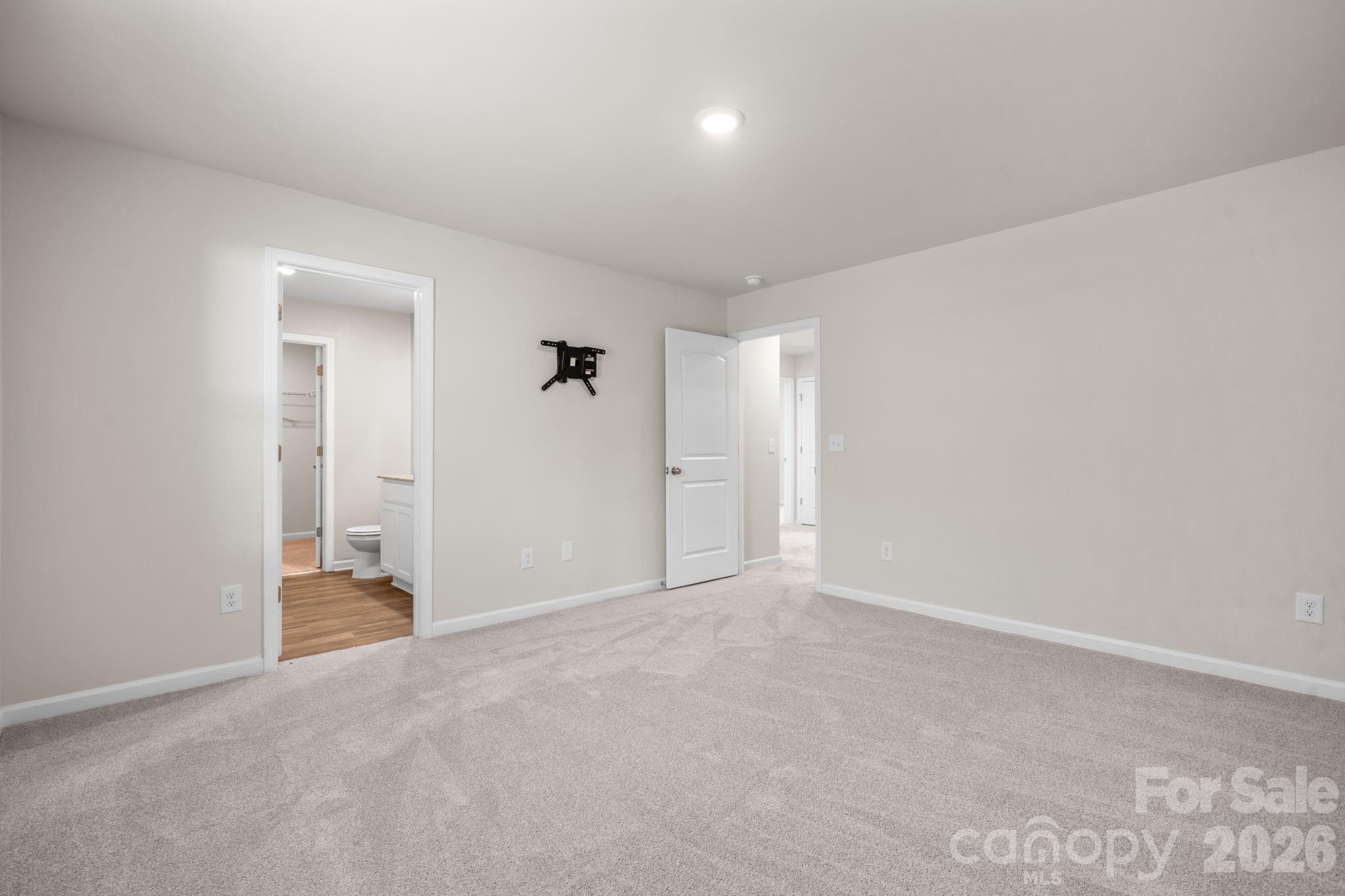 1262 Reid Court