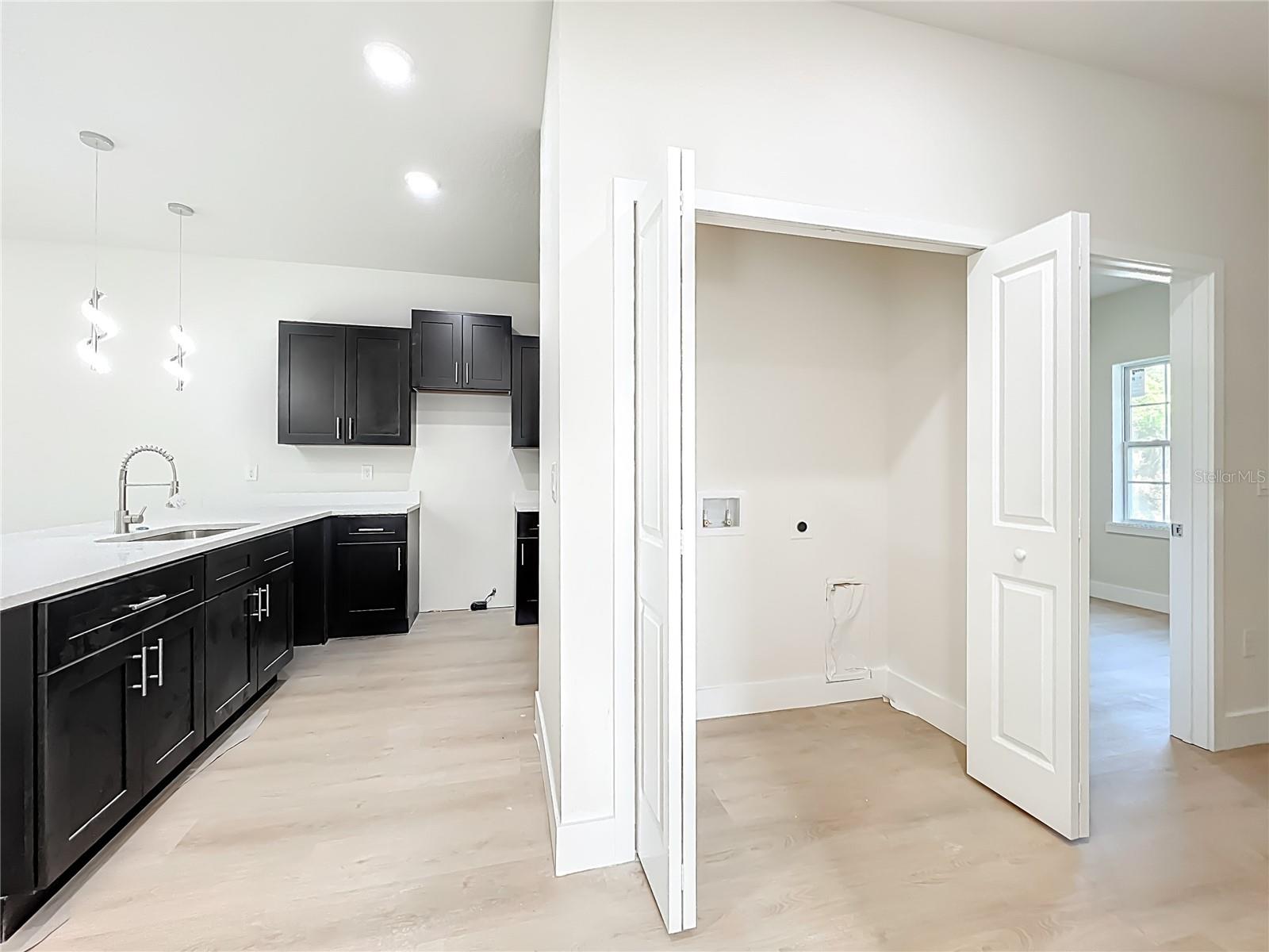 356 W 4th Street