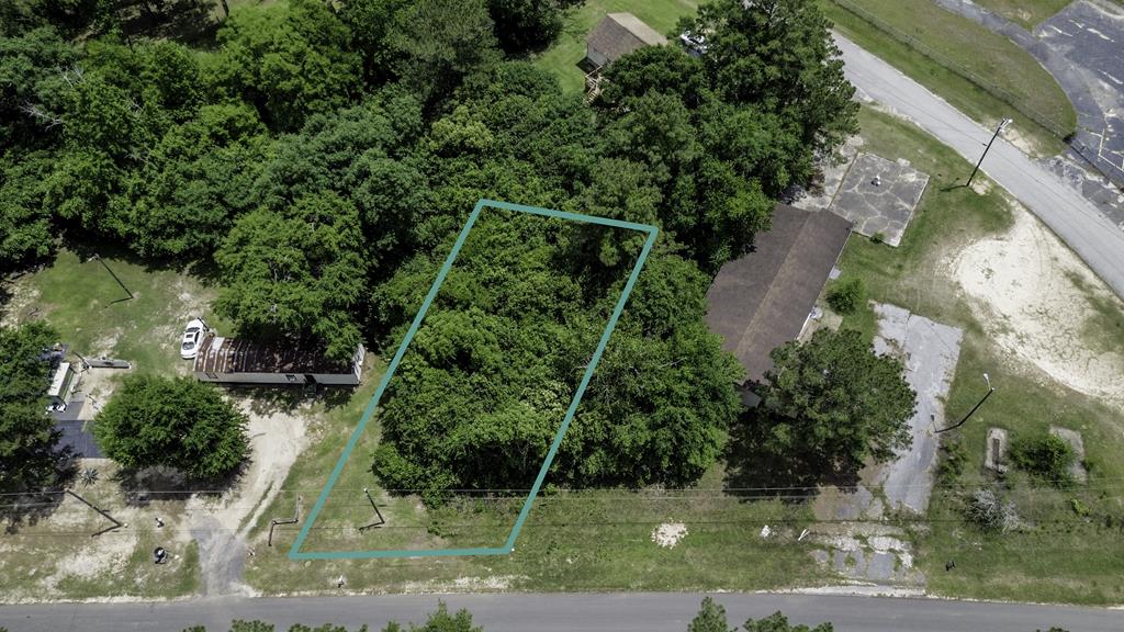 Located in Decatur County, this .13-acre residential lot offers a great opportunity to build your home in a peaceful, rural setting.  Low maintenance and under 10k.  Call today for more details.
