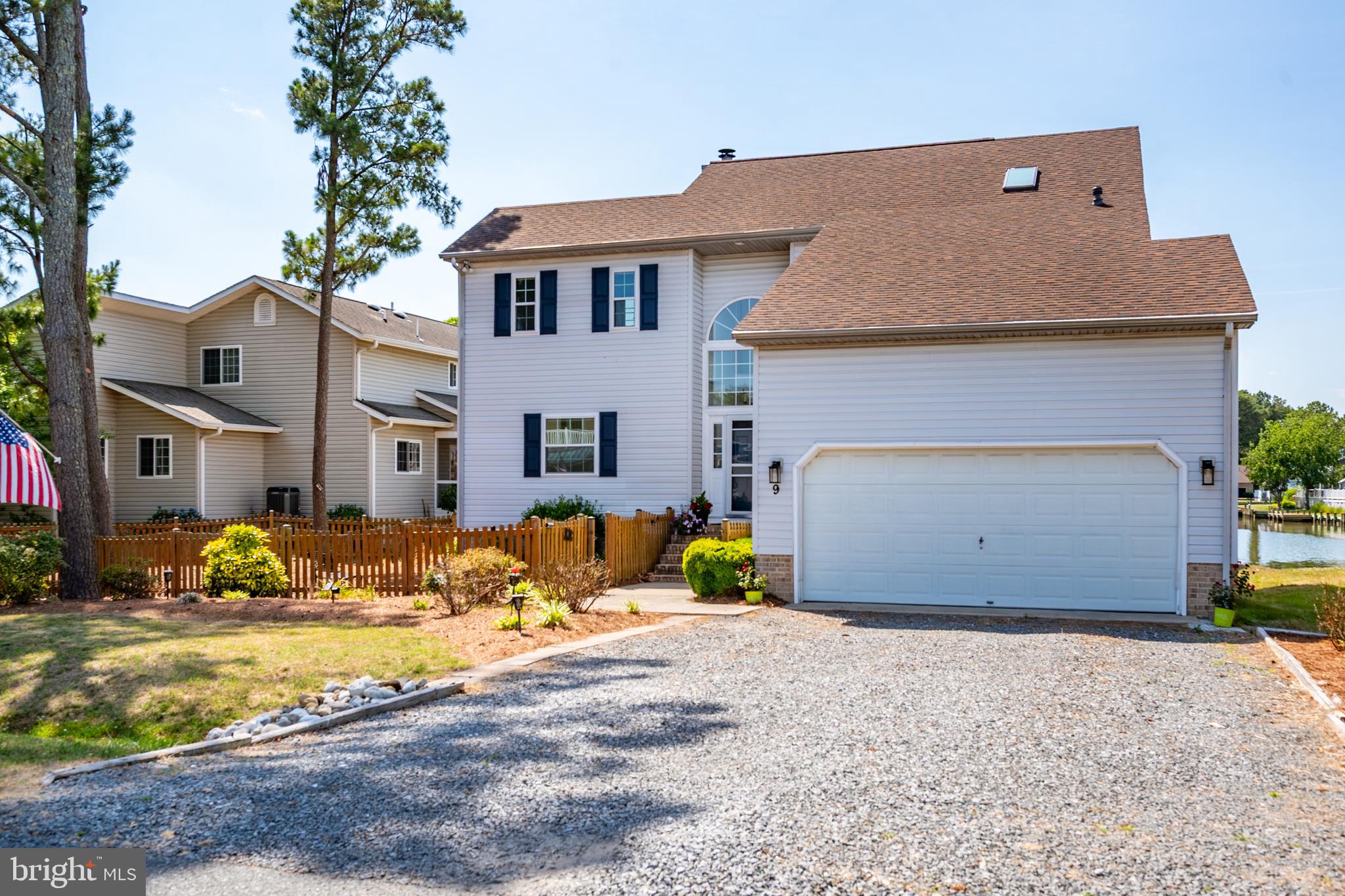 9 Harborview Drive