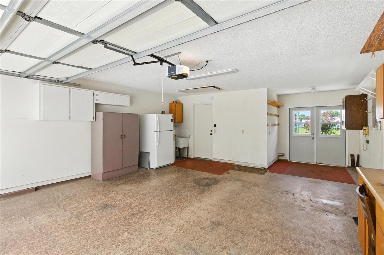 1970 Long Boat Drive