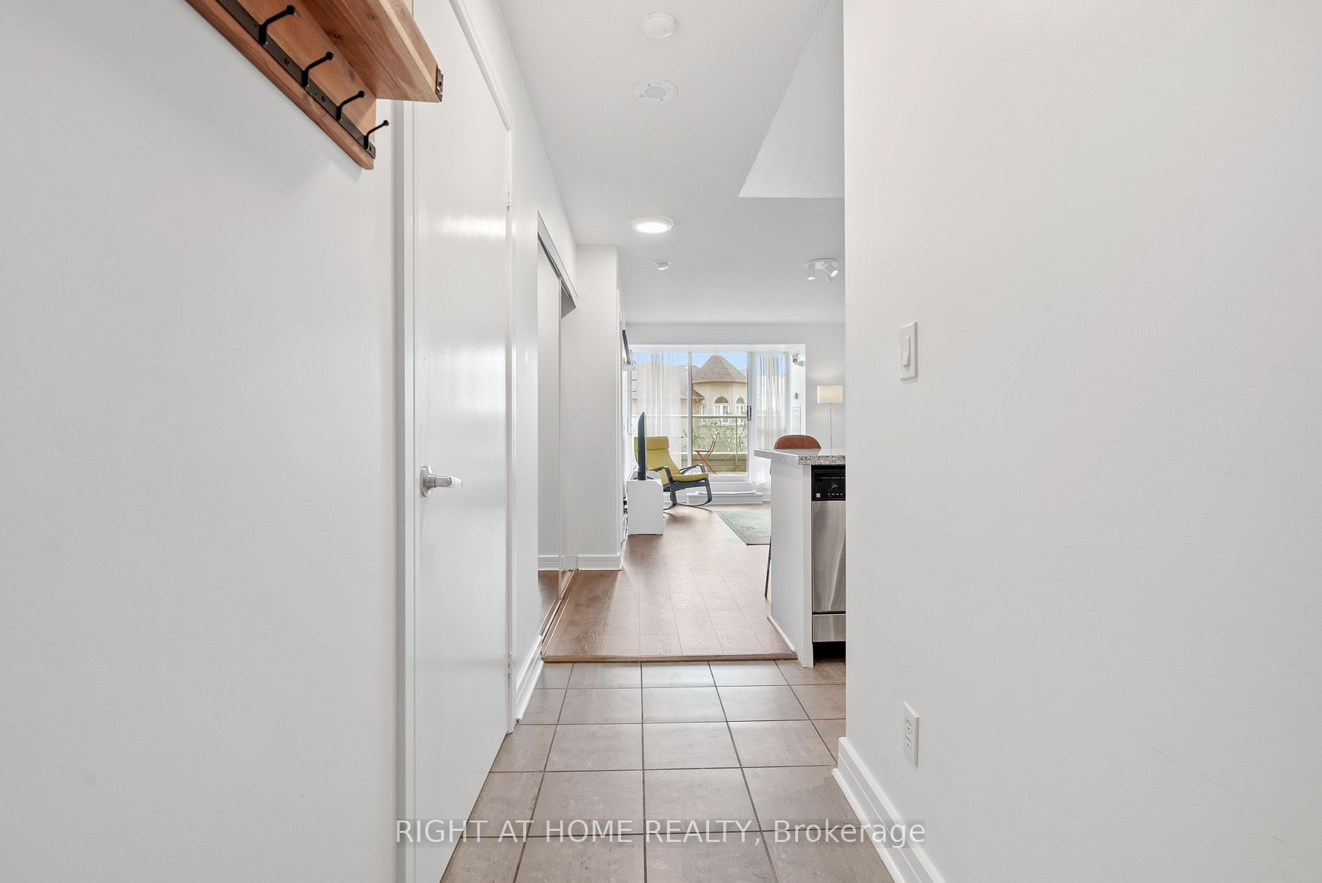 16 Harrison Garden Blvd 209
