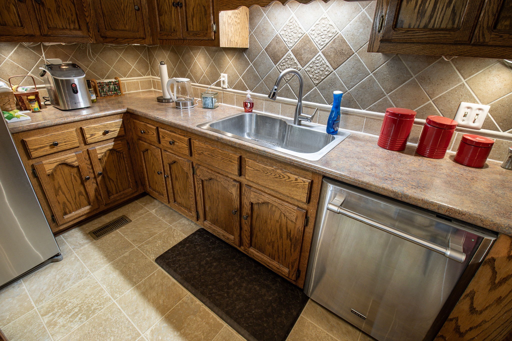 1420 Cantrell Dr