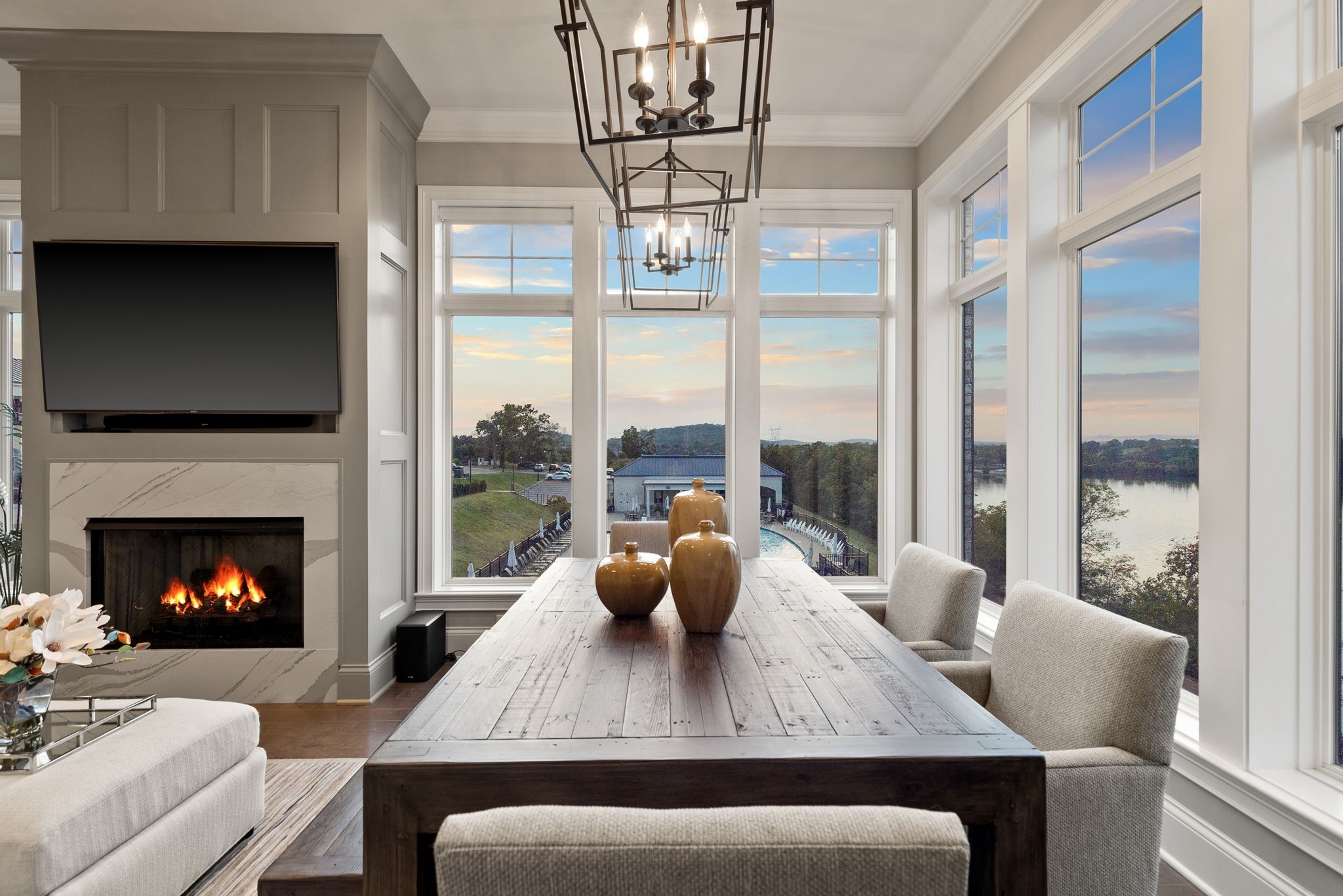 1024 Club View Dr F201
