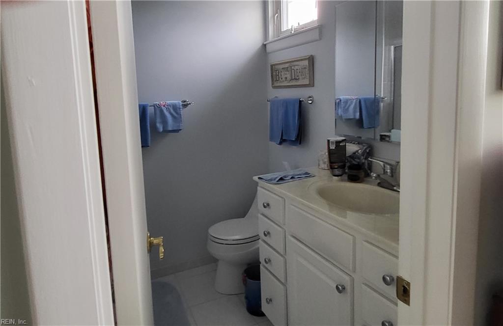 3950 Whispering Oaks Place