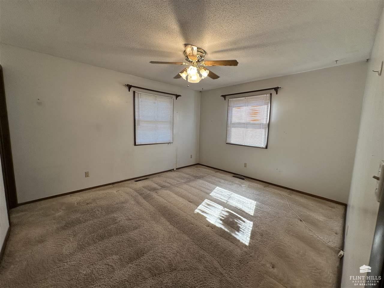 1718 Cedar Crest Drive