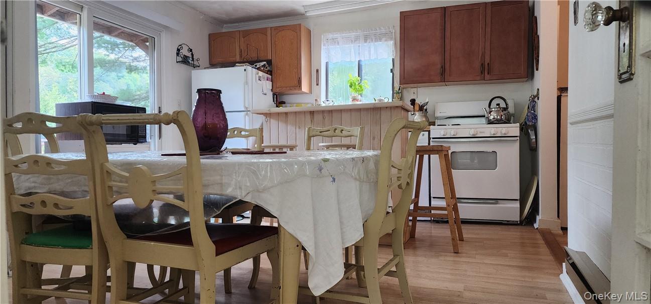 32 Brookside Drive