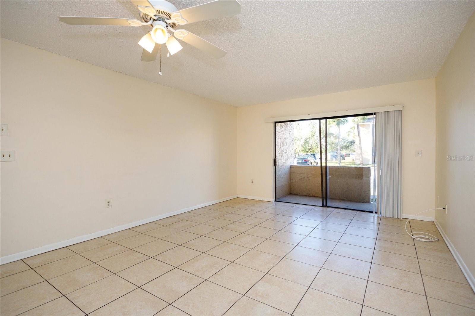 5013 Vineland Road 108